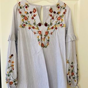 Long sleeve summer dress.